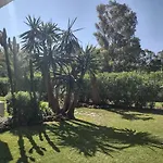 Puerto Banus Beachfront Retreat: Terrace, Pool & Tennis Apartment *