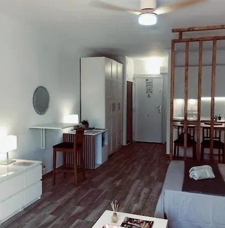Apartment Puerto Banus Beachfront Retreat: Terrace, Pool & Tennis *