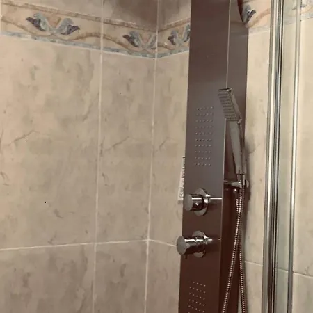 公寓 Puerto Banus Near Beachfront, Big Sunny Terrace, Pool, Tennis Court, Parking & Movies Projector *