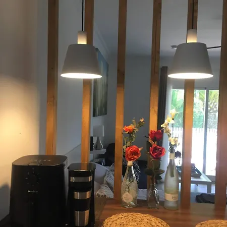 Puerto Banus Near Beachfront, Big Sunny Terrace, Pool, Tennis Court, Parking & Movies Projector * 马尔韦利亚