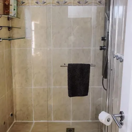 Puerto Banus Near Beachfront, Big Sunny Terrace, Pool, Tennis Court, Parking & Movies Projector *