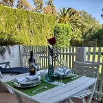 Puerto Banus Near Beachfront, Big Sunny Terrace, Pool, Tennis Court, Parking & Movies Projector アパート マルベーリャ