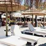 Puerto Banus Near Beachfront, Big Sunny Terrace, Pool, Tennis Court, Parking & Movies Projector Marbella