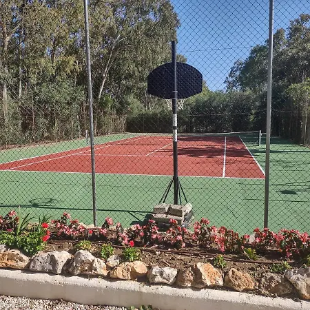 Puerto Banus Near Beachfront, Big Sunny Terrace, Pool, Tennis Court, Parking & Movies Projector Marbella