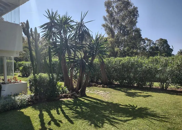 Puerto Banus Near Beachfront, Big Sunny Terrace, Pool, Tennis Court, Parking & Movies Projector アパート *