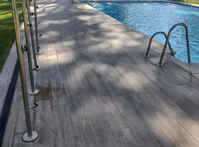 Puerto Banus Near Beachfront, Big Sunny Terrace, Pool, Tennis Court, Parking & Movies Projector * マルベーリャ