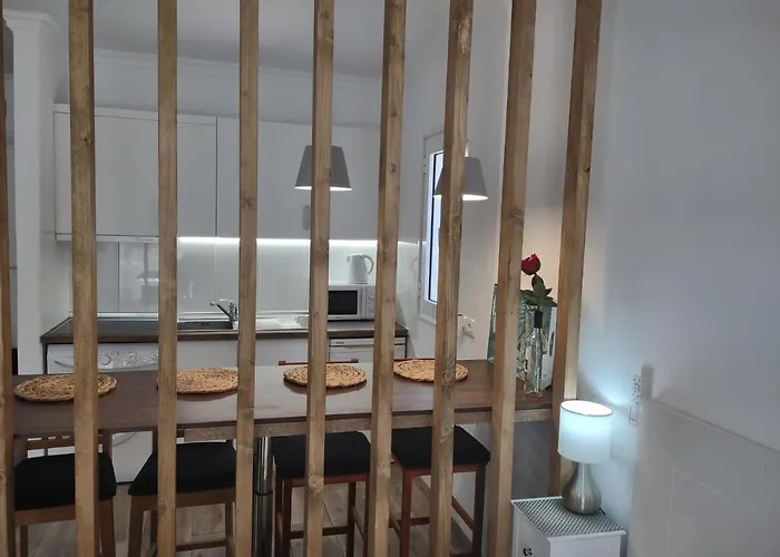 Puerto Banus Near Beachfront, Big Sunny Terrace, Pool, Tennis Court, Parking & Movies Projector