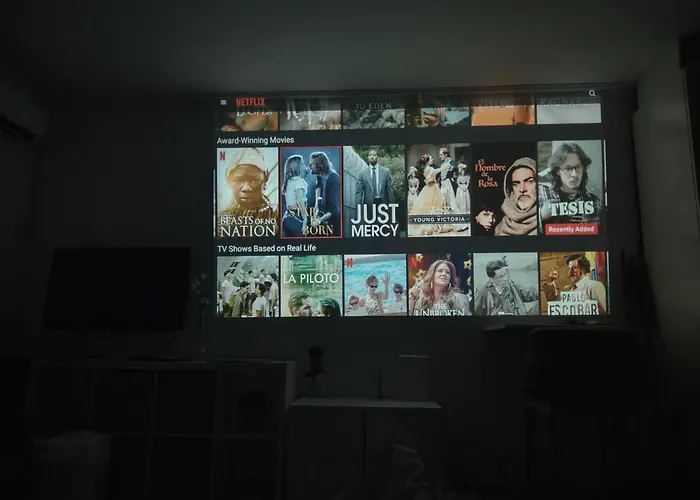 アパート Puerto Banus Near Beachfront, Big Sunny Terrace, Pool, Tennis Court, Parking & Movies Projector *