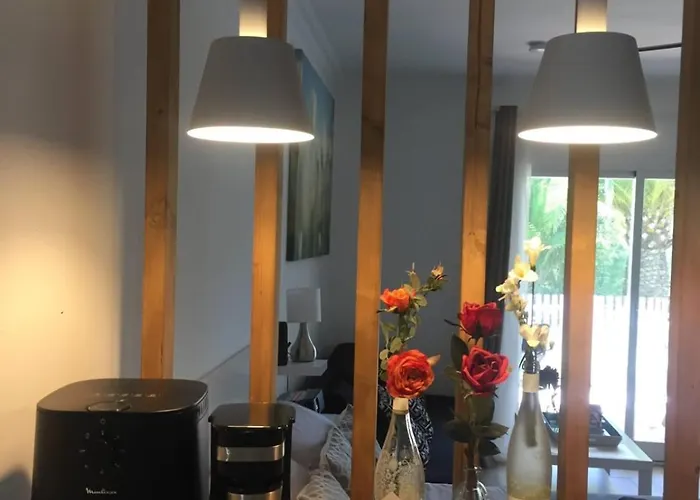 Puerto Banus Near Beachfront, Big Sunny Terrace, Pool, Tennis Court, Parking & Movies Projector * マルベーリャ