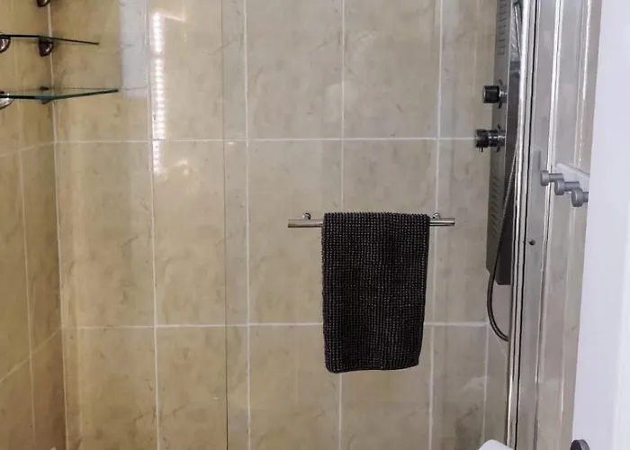 Puerto Banus Near Beachfront, Big Sunny Terrace, Pool, Tennis Court, Parking & Movies Projector *